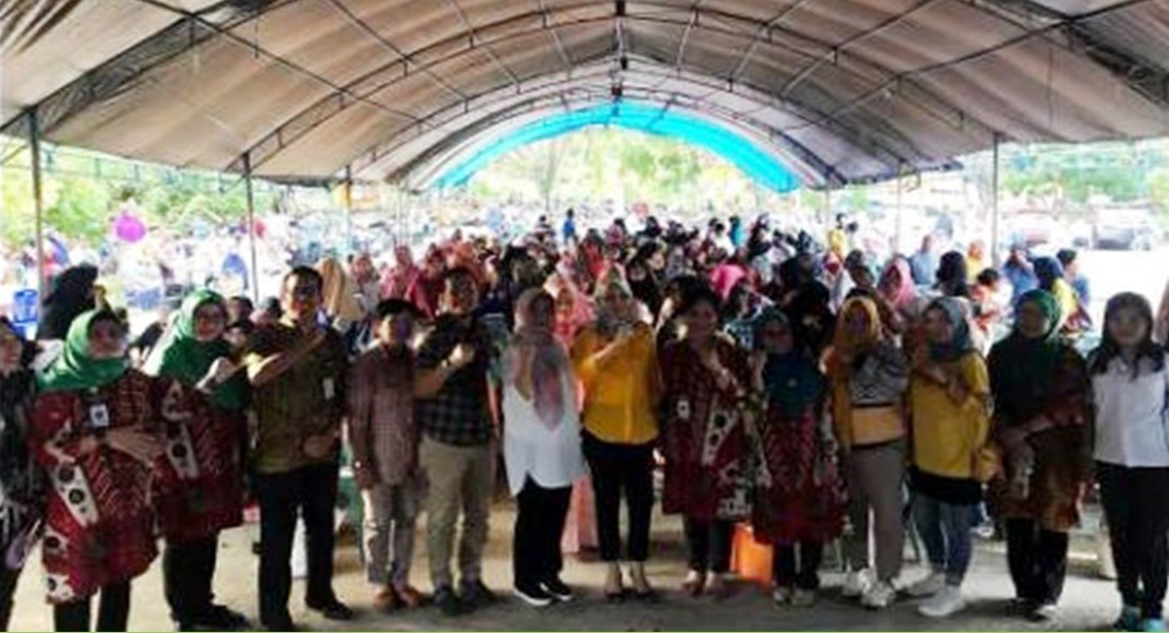 BBPOM di Makassar dan Loka Palopo Ajak Warga Malili Menjadi Konsumen Cerdas BBPOM di Makassar dan Loka Palopo Ajak Warga Malili Menjadi Konsumen Cerdas